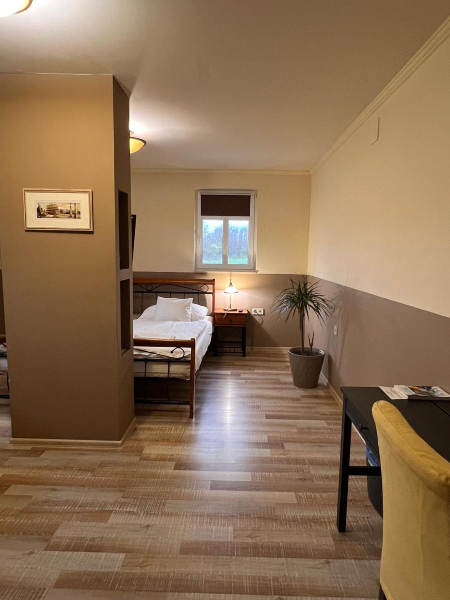 Bed and Breakfast Wein&Speiz Fogado Gyorkony Zewnętrze zdjęcie